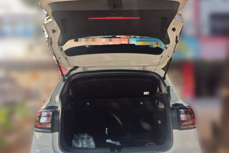 Used Volkswagen Tacqua 2020 1.5L Automatic Yue
