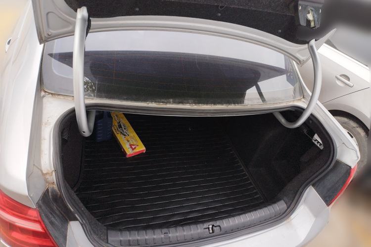 Used Volkswagen Bora 2014 1.6L Automatic Comfort Model Trunk