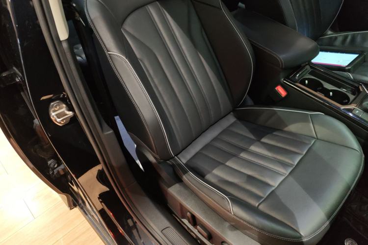 Used Volkswagen Passat 2023 330TSI Starry Elite Edition Right Front Seat