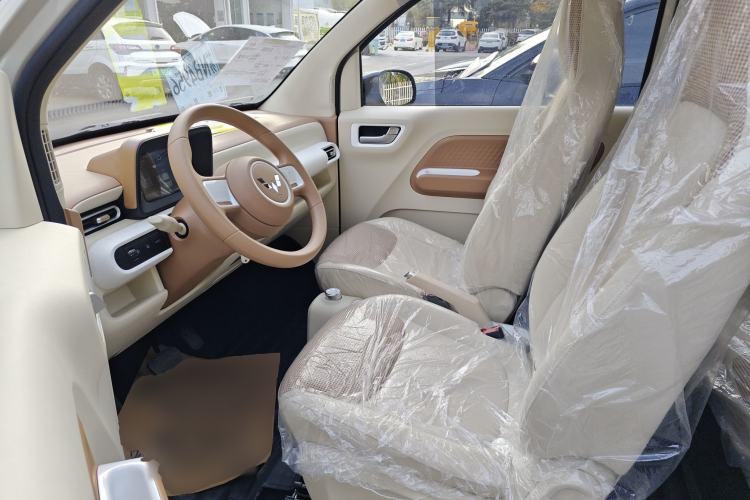 Used Wuling Hongguang MINIEV 2024 3rd Generation 215km Youth Edition
