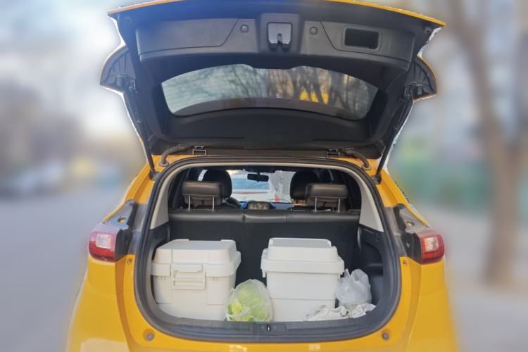 Used Dongfeng Aeolus AX4 2018 1.6L Manual Trendy Model with Sunroof Trunk