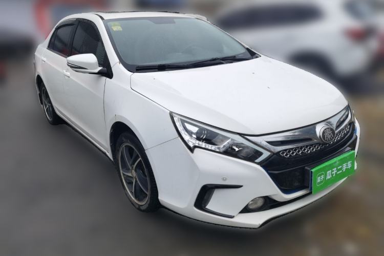 Used BYD Qin New Energy 2014 1.5T Flagship Model
