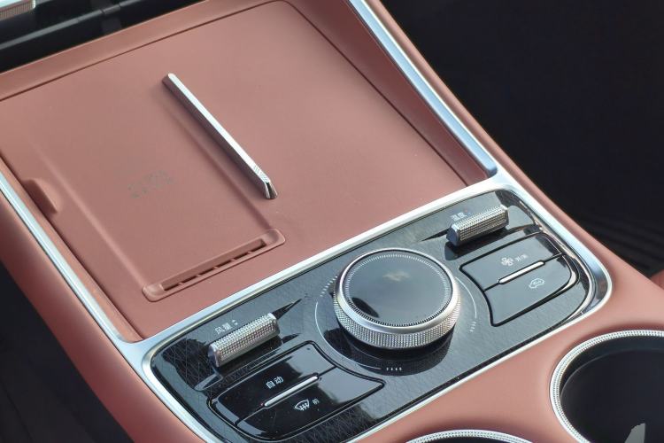 Used Geely Galaxy L6 2025 EM-i 140km Starship Edition
