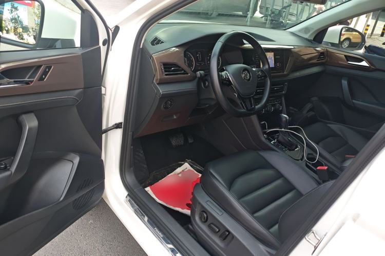 Used Volkswagen Tharu 2020 280TSI Two-Wheel Drive Luxury Plus Version China VI Standard Driver Seat