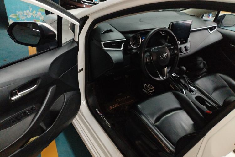 Used Toyota Corolla 2019 1.2T S-CVT GL Pioneer Edition Driver Seat