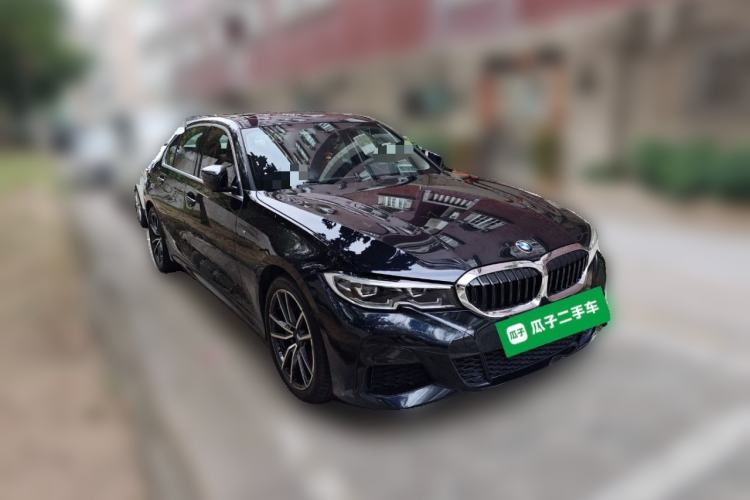 Used BMW 3 Series 2020 320Li M Sport Package Front Right 45 Deg