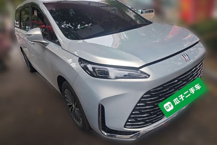 Used Buick GL8 New Energy 2025 Lu Shang Luxury Edition 7-Seater