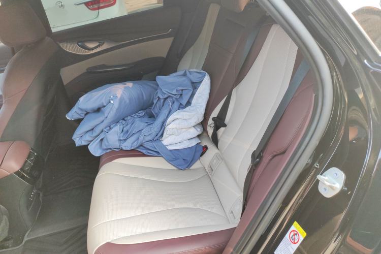 Used BYD Seal 2024 HONOR Edition DM-i 1.5L 121km Prestige Model
