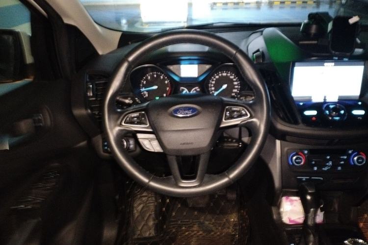 Used Ford Kuga 2017 EcoBoost 180 Two-Wheel-Drive Platinum Edition