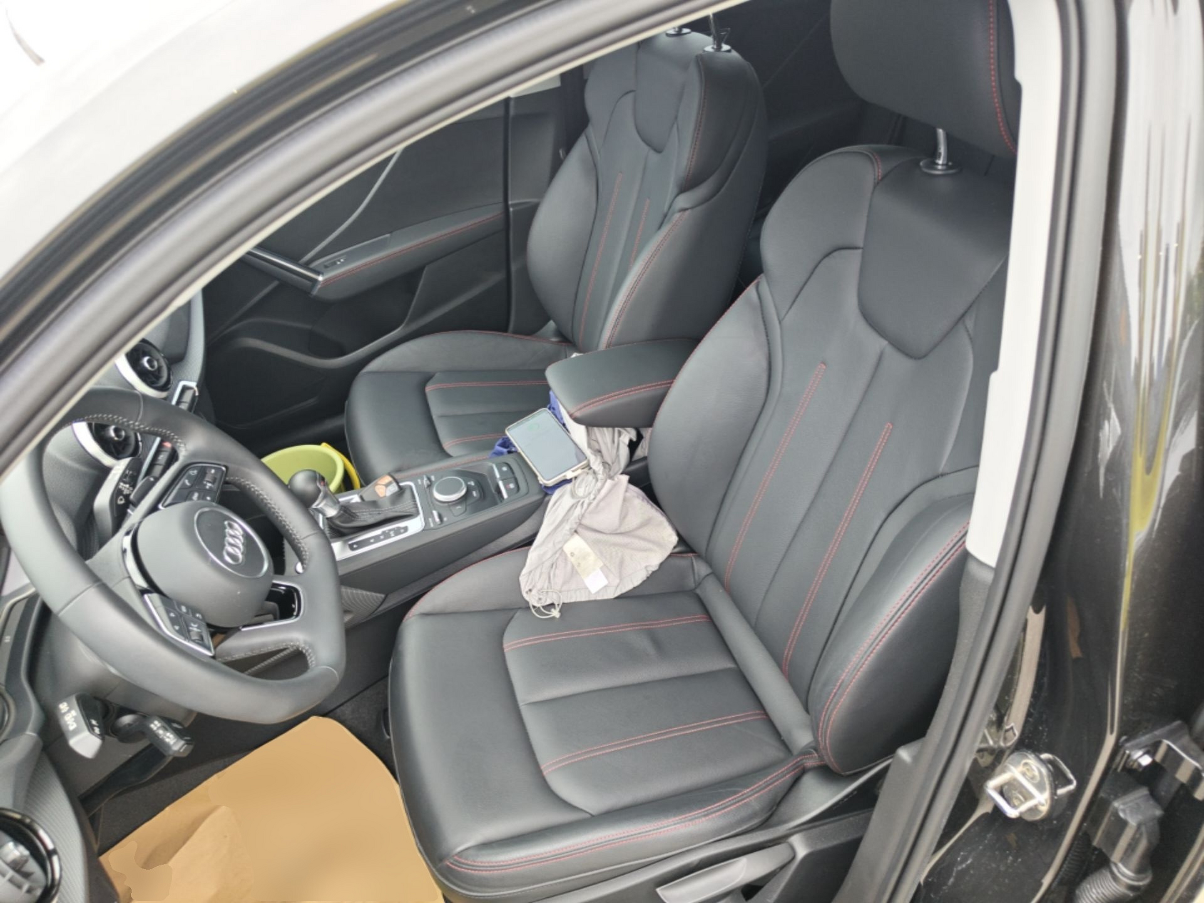 Interior delantero
