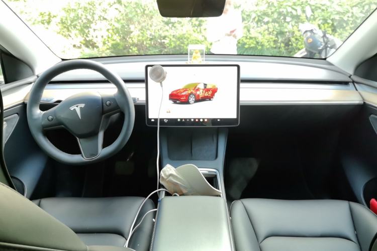 Used Tesla Model Y 2022 Rear-Wheel-Drive Version
