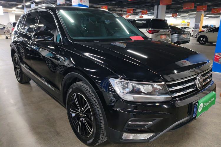 Used Volkswagen Tiguan L 2021 330TSI Automatic Two-Wheel Drive Smart Edition
