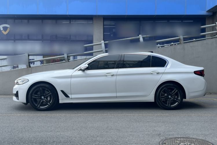 Used BMW 5 Series 2021 530Li xDrive Luxury Package Exterior 2