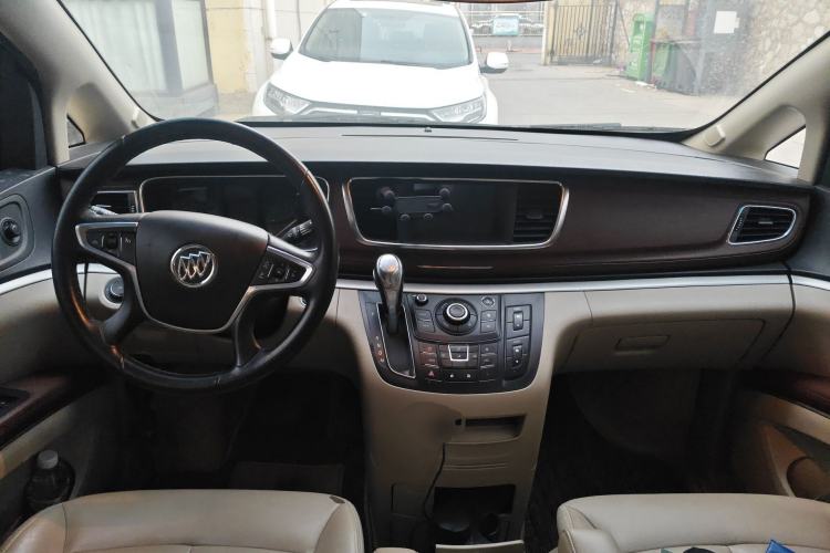 Used Buick GL8 2018 28T Luxury Model China VI Standard