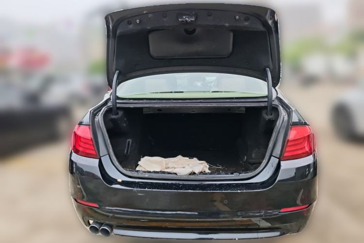 Used BMW 5 Series 2013 530Li Leading Model