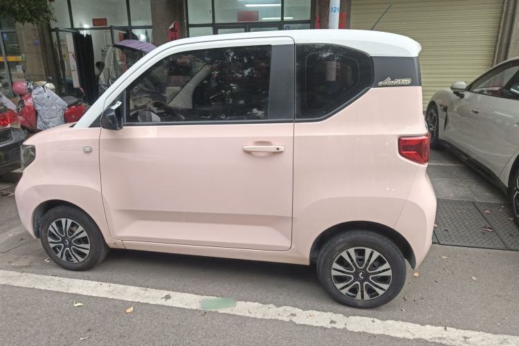 Used Wuling Hongguang MINIEV 2021 Macaron Premium Model – Lithium-NMC
