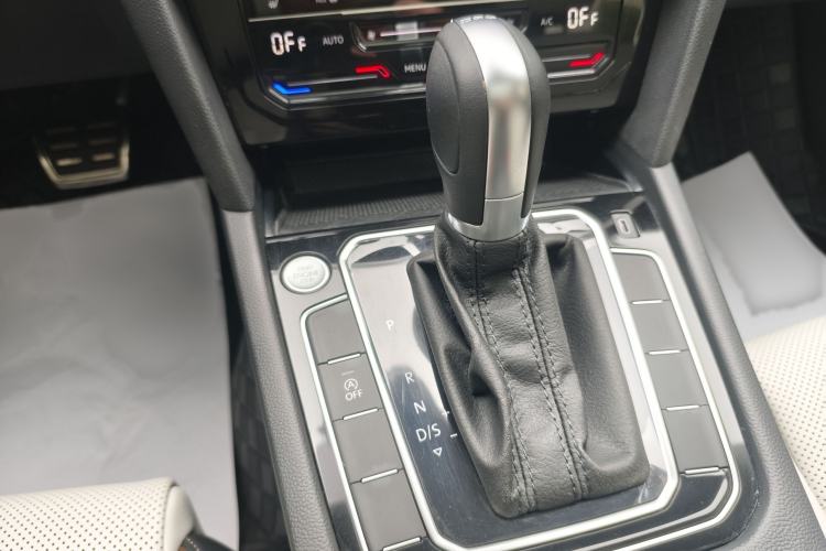 Used Volkswagen Magotan 2023 2 Million Units Commemorative Edition 330TSI DSG Luxury Version