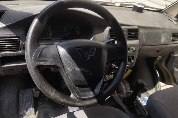 Used Wuling Rongguang 2021 1.5L Extended Standard Model Enclosed-Window Vehicle, Air-Conditioned Version, 2-seater LAR Steering Wheel