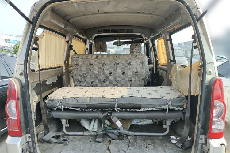 Used Wuling Rongguang 2011 1.2L Base Version Trunk