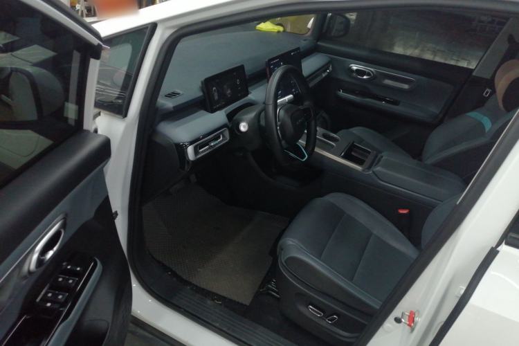 Used AION Y 2024 Plus 510 Intelligent Driving Version Driver Seat