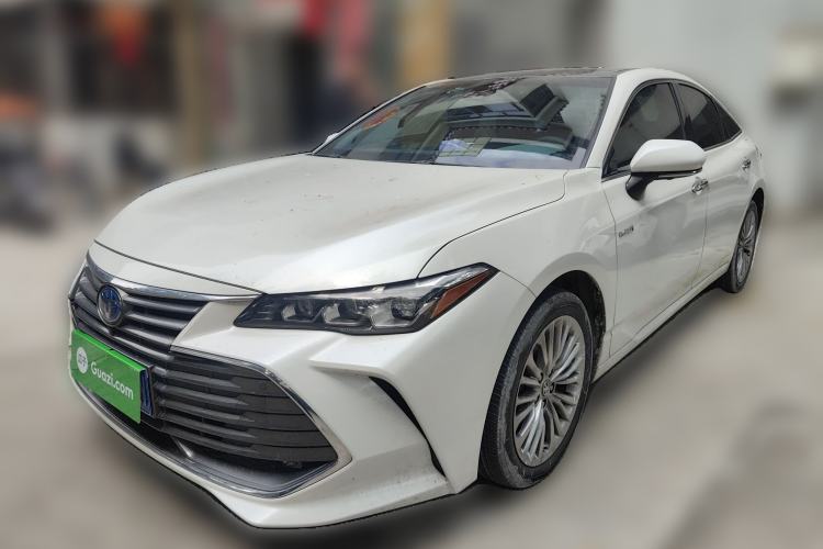 Used Toyota Avalon 2019 Dual-Engine 2.5L XLE Prestige Version China VI Standard