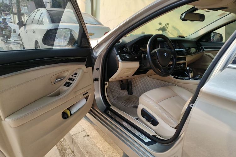 Used BMW 5 Series 2014 525Li Luxury Design Package Driver Seat