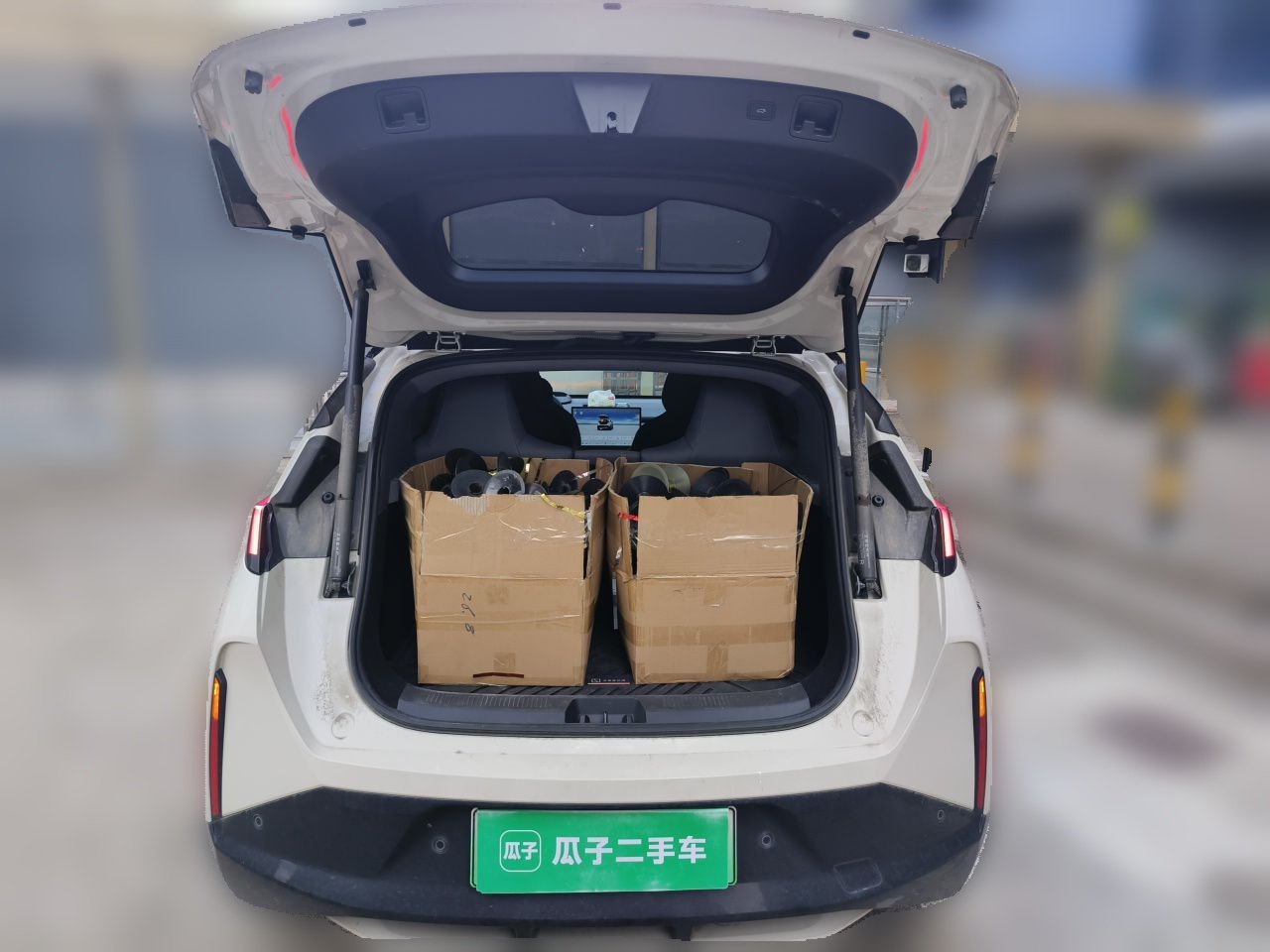 Zeekr X 2023 Rear-Drive YOU Edition 4 Seats — снимка 19