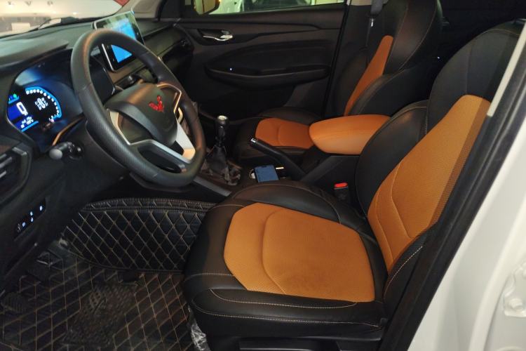 Used Wuling Hongguang S3 2019 1.5L Manual Comfort Model China VI Standard
