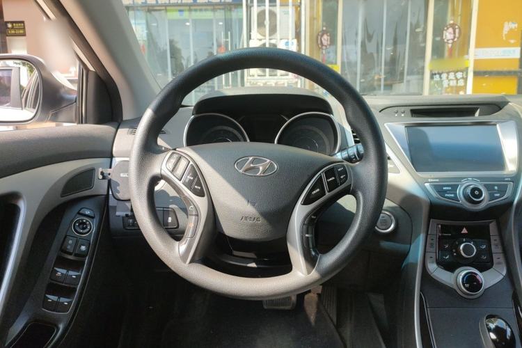 Used Hyundai Elantra (5th Generation / Langdong) 2016 1.6L Automatic Prestige Model