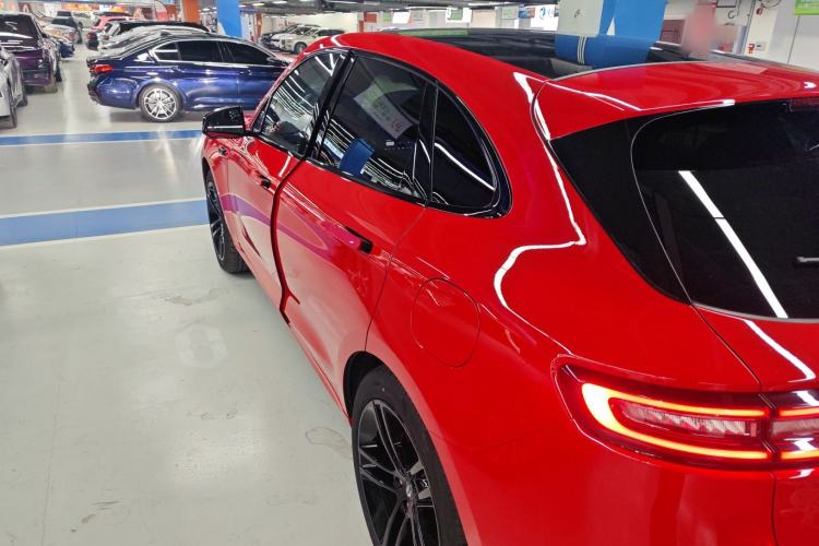 Used Hima AITO M5 2025 Extended-Range Ultra All-Wheel-Drive Version
