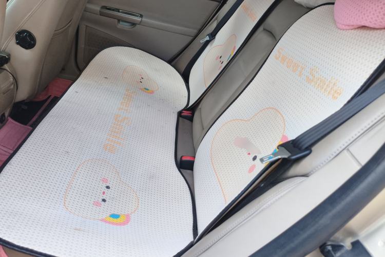 Used Volvo S40 2011 2.0L Automatic ZhiShang Edition
