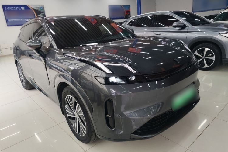 Used Lynk & Co 08 EM-P 2025 120km Long-Range Pro
