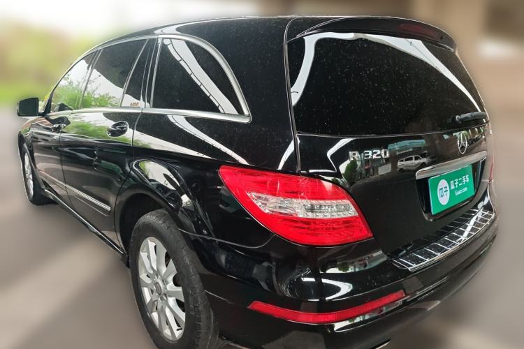 Used Mercedes-Benz R-Class 2017 R 320 4MATIC Business Edition Prestige Model