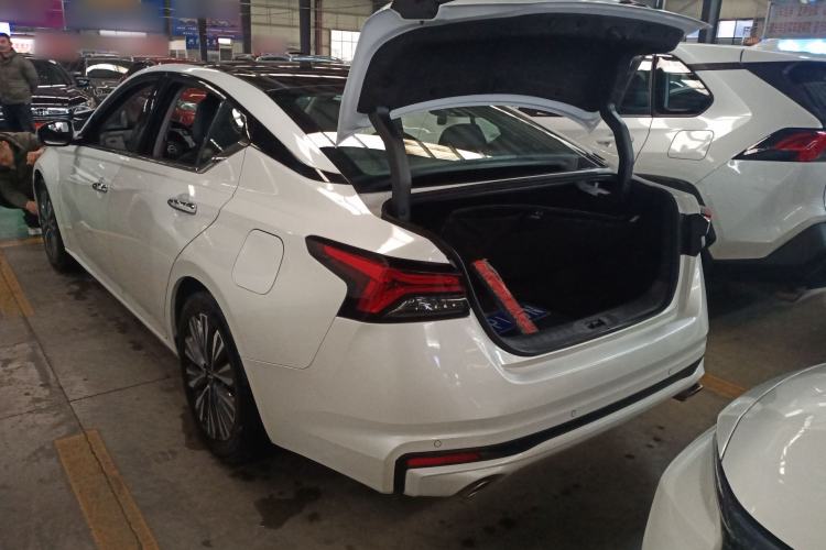 Used Nissan Teana 2022 2.0L XL-TLS Enjoyment Edition