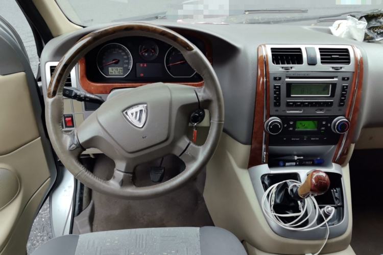 Used Foton MP-X E 2014 2.0L Wealth Express Comfort Edition Basic Configuration Short Wheelbase with 4G63 Engine