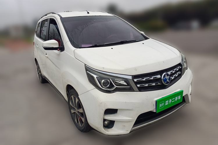 Used Venucia M50V 2017 1.6L XL CVT Luxury Edition
