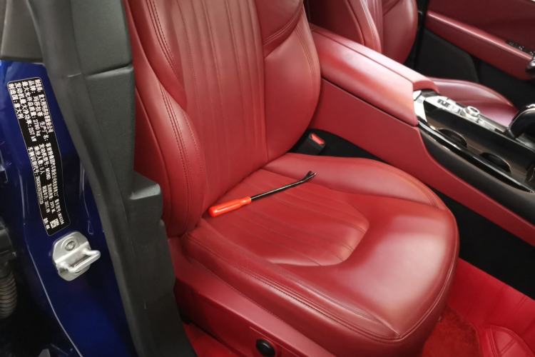 Used Maserati Levante 2016 3.0T Standard Edition Right Front Seat