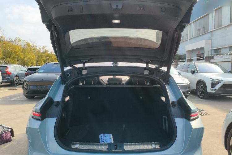 Used Nio ET5T 2023 75 kWh Touring