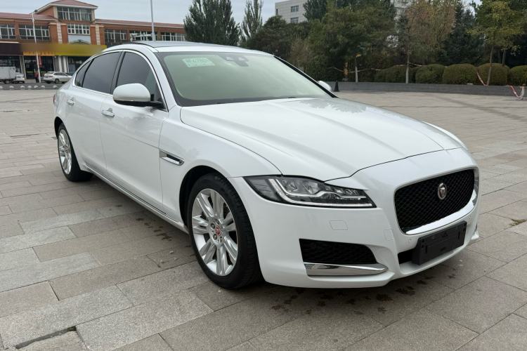 Used Jaguar XFL 2018 XFL 2.0T 250 PS Premium Edition
