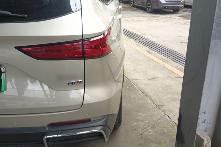 Used Haval Fierce Dragon Max 2023 1.5L Hi4 105 Four-Wheel Drive Navigation Edition Right Rear Taillight