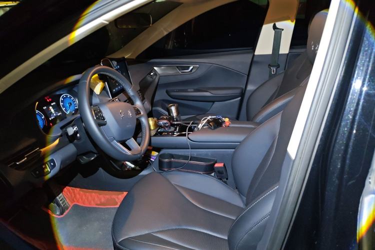 Used Hongqi E-QM5 2022 431 km Charge & Enjoy Edition