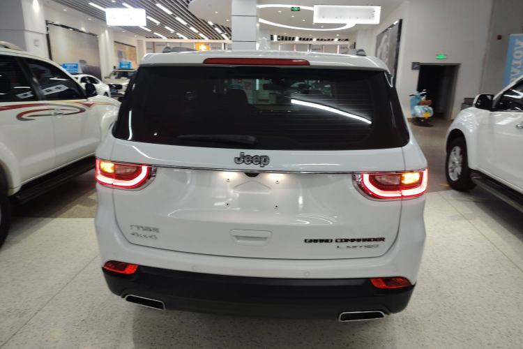 Used Jeep Grand Commander 2018 2.0T Four-Wheel Drive Premium Navigation Version China V