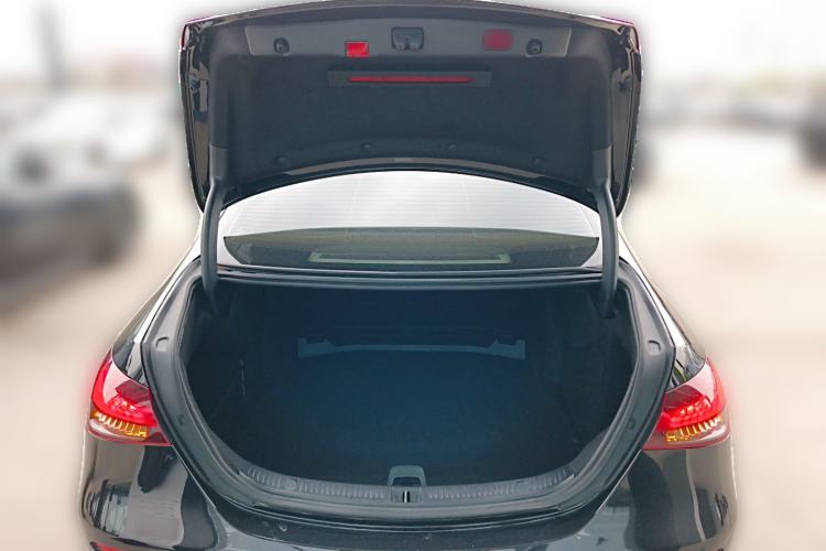 Used Mercedes-Benz E-Class 2022 E 300 L Luxury Model Trunk