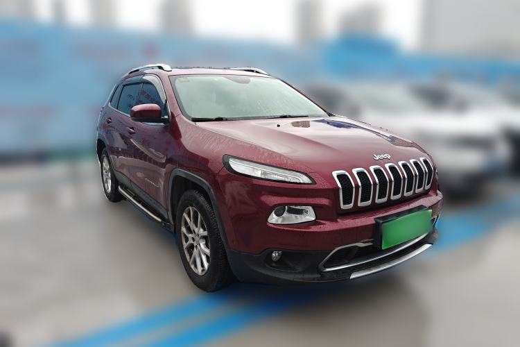 Used Jeep Cherokee 2016 2.4L Professional Edition
