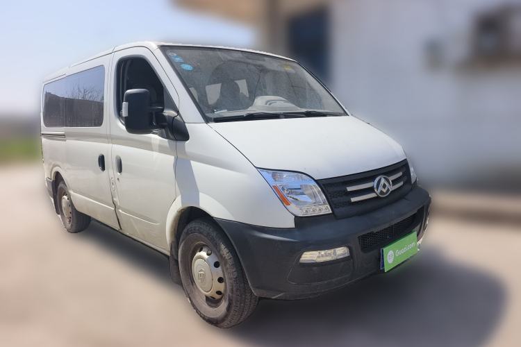 Used SAIC MAXUS Xintu V80 2019 2.5T Classic Model 6-Speed Manual – Aoyuntong Modified Version Short Wheelbase Ultra-Low Roof 5/6 Seats