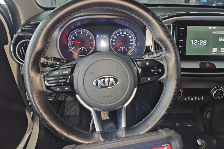 Used Kia kx1 Stonic 2019 1.4L Automatic Sport Edition China VI