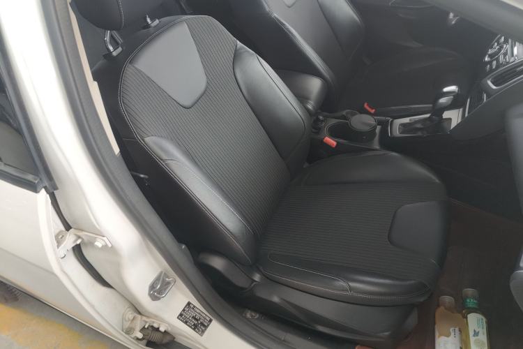 Used Ford Focus 2012 Hatchback 1.6L Automatic Fashion Edition