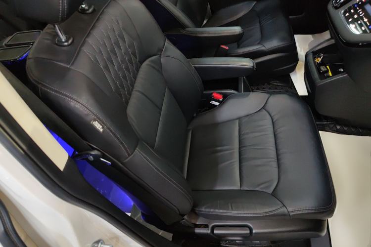 Used Honda Elysion 2022 2.0L eHEV Luxury First Edition