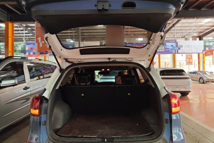 Used Kia KX3 2015 1.6L Automatic Two-Wheel Drive DLX Trunk