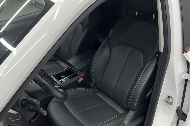 Used Roewe RX5 2018 30T Two-Wheel Drive Automatic Internet Smart Edition Left Front Seat